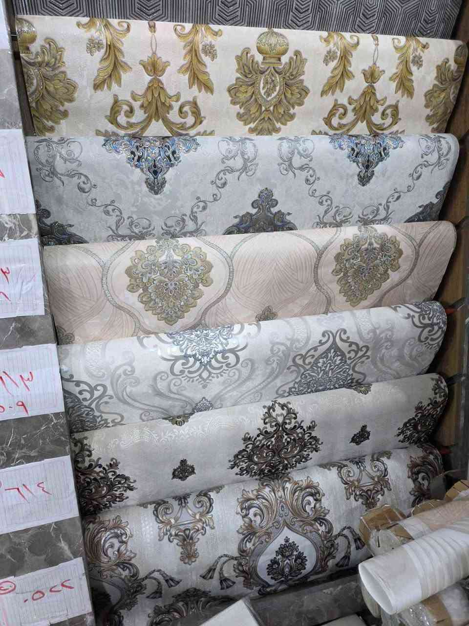 ‎ماعليك بس اختار الون اليعجبك 
الجمال والترتيب ورق جدران إيطالي الاصلي 
سعر المتر 6 الف دينار كرسته و‎ Singapore


**إذا كنت صاحب هذا الإعلان وتريد حذفه لأي سبب، رجاءا أرسل رسالة إلى الدعم الفني**