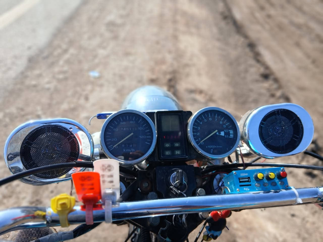 السلام عليكم ستوته للبيع 2019 ستوته نضيفه مبدل بس كلجات ستوته ماناقصها اي شي اوراق كامله السعر مليونين وبيه مجال  عنواني بابل الاسكندريه ***********
