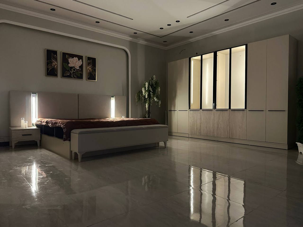 اهلاً وسهلاً بكم زبائننا ✨
تقدم لكم مجموعه الزيادي للااثاث التركي

*تم وصول موديل صباح * 

🩵10قطع الاصلي
🩵كنتور مختلف ٤باب المنيوم
🩵قياس الكنتور٣٢٠ سم ارتفاع ٢٢٠
🩵قياسات الغرفه ضخمة
🩵١٢ باب بالكنتور
🩵سرير مخزن + شازلون مخزن

⚠️ ملاحظة: البيع بالنقد فقط 🚫

📲 راسلنا الأن وأحصل على كافة التفاصيل - او شرفنا بالزيارة 📍 العنوان نجف جامعه وفاء
الاستفسار مراسله الصفحه او تصال📞
***********
