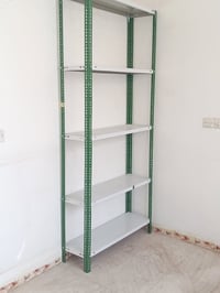 رفوف جديدة • ٣ قطع