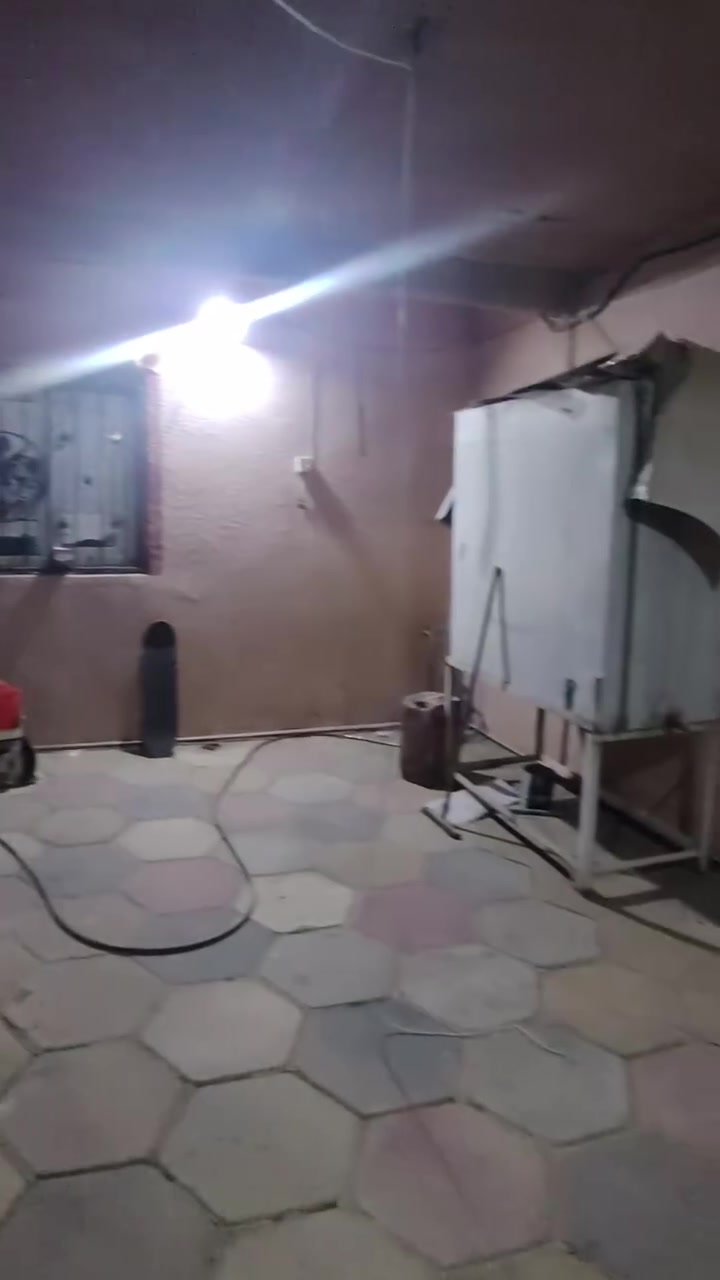 🏡 إعلان دار للإيجار 🏡

السلام عليكم ورحمة الله وبركاته

دار للإيجار مساحة 300 متر

طابق أرضي معزول بالكامل عن الطابق الثاني، وكل طابق مستقل.

🔹 الدار حالياً قيد الإنشاء
🔹 التسليم يكون كامل مكمل وجاهز للسكن
      مع البيت سبلت في المستقبل

      يوجد سرداب ارضي 

🔹 محتوى الدار موضح بالفيديو

📍 الموقع:
طيب بغداد خلف الجبهة التركماني، خلف التجارية مباشرة.

💰 بدل الإيجار
: الاتصال على الأرقام الموجودة في الصفحة

***********.       &.    ***********

📌 عنوان مكتبنا:

حي الواسطي،
مجاور مول حجي زياد،
 مقابل مزاد شيخ الجبل
، مجاور صيدلية الهدى،
 مقابل ستاير إيلاف.

✨ حياكم الله

نستقبل جميع عروضكم العقارية:
بيع • شراء • إيجار • قطع أراضي • تعمير وإنشاء • بيوت سكنية • مجمعات داخل كركوك
