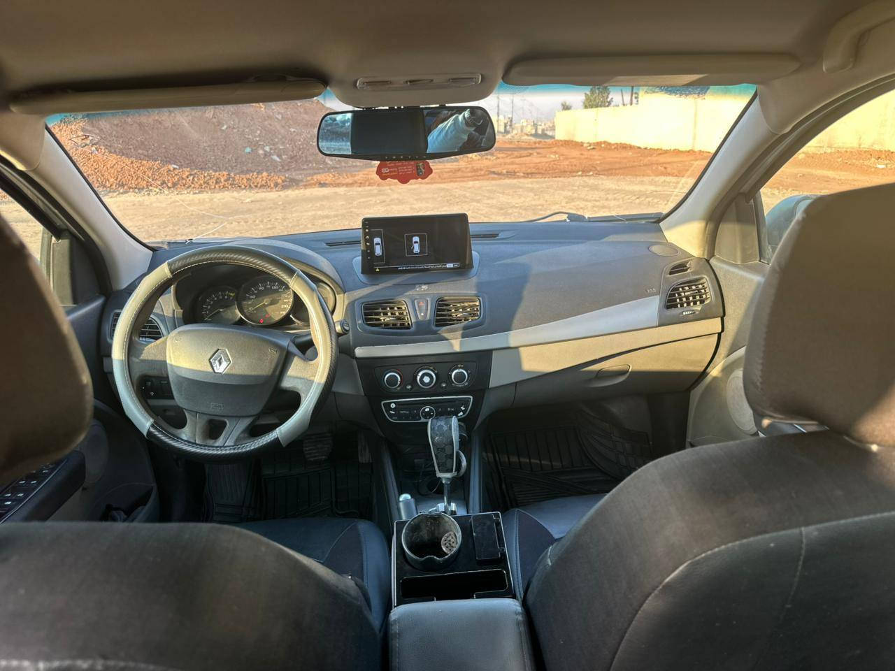 رينو فلونس موديل 2012
رقم نينوي انكليزي
صبغ قطعه فقط بارد شبر
شرط التحويل
طخم جديد وره وكدام
المكينه شرط
شاشه وكامره
تبريد وتتفيه شرط شغال
السعر 73 وبيها مجال حك الجيه
رقم التلفون
***********
رقم اسيا
***********
