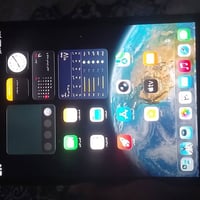 ايباد 9ذاكرة 256 بوبجي 60 فريم ابد ما يعلك  الايباد مبدل بطارية فقط  ا...