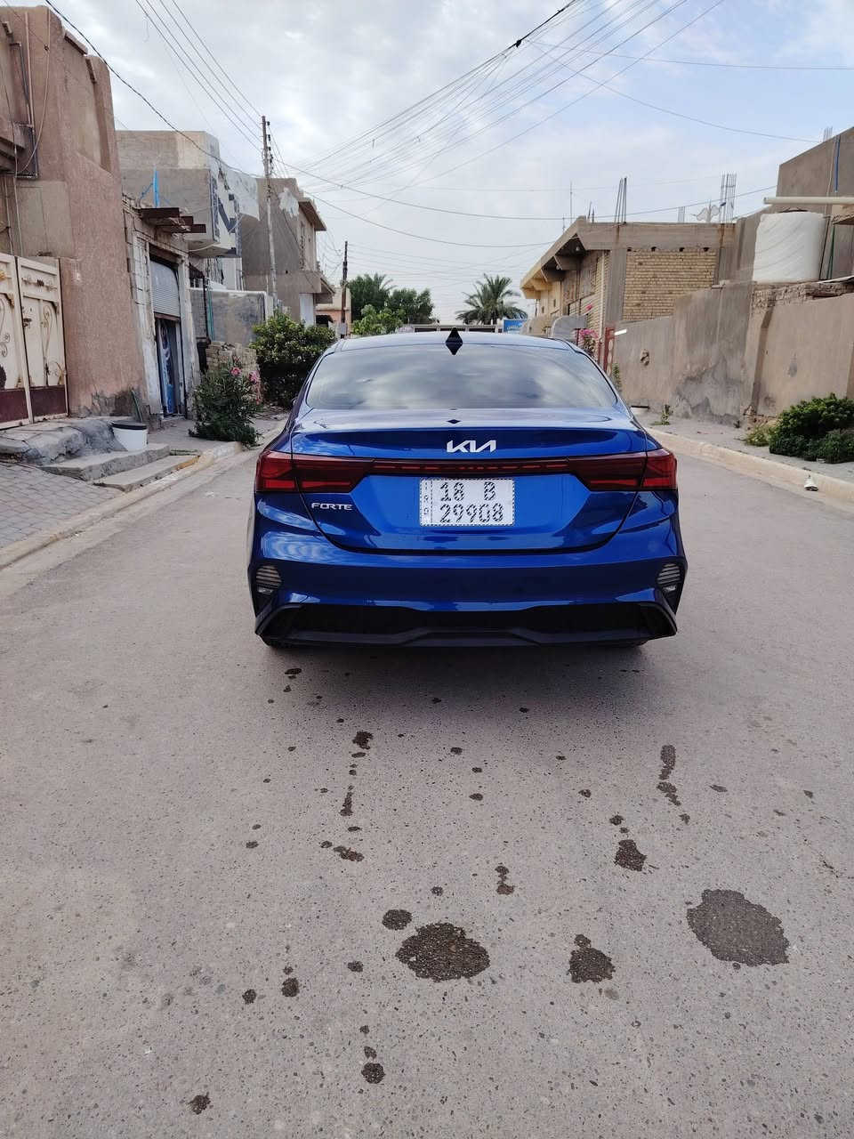 السلام عليكم
للبيع كيه فورتي موديل 2024 وارد امريكي دخول جديد
حادث تبديل باب خلف السائق وربع الجاملغ الخلفي وامباوك بل باب السأئق ضرر جدآ بسيط بدون دواخل  موضح بل صور 

رقم بابل شهداء

موصفات LX توقف ذاتي نقطه عمياء تحديد مسار وباقي الموصفات المعروفه

ماشيه 27Kmالف كيلو متر

للواتصل اتصل ***********

السعر 147 بيها مجال  مكان واسط الصويرة
