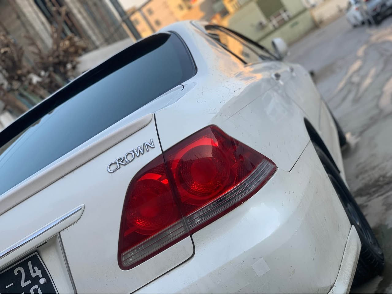 سڵاوی خوایگەورەلەهەمولایەک
شاهینە سپۆرت براوەبراوە
گێڕ گەورە مەکینە بچۆک
٢٠٠٧بەسمە رەساسی
مەرخوبی بازار 
٤ دووگمە ناو رەش
نمونە لە جوانی ١٧٠هەزار رۆشتوە
ساجەکانی نەشکاون ناوی زۆر جوانە
تەبرید سارد و گەرم ئیشەکات
پێشی کامل کراوە بە زینۆن
تاقم تایەو ویل ١٦ لۆک لە ژیرایە
کۆد بۆ کراوە سەیارەکە
گێڕوو مەکینە ٤ فیتەر بینە لەگەڵ خۆت
٥٠گەڵا مەجالیک کەم
لە سلێمانیم
***********
*********** السليمانية, العراق
