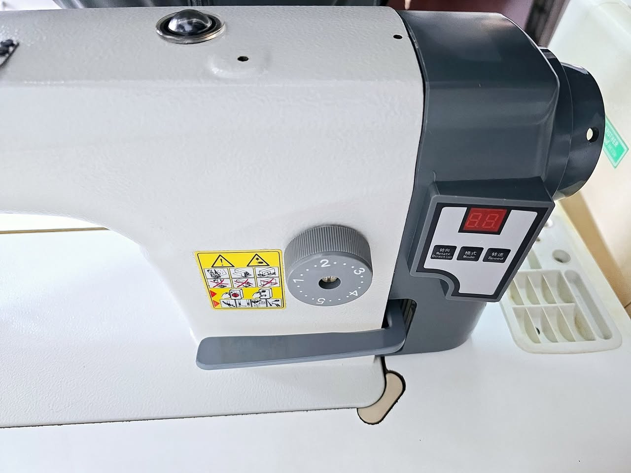 مه كينه ى  بياوان باسستر يابانى ئه  صلى  بى ده نگه خاوو سه ريعى هه يه زور  باكه به شه رت و زه مان يه ك كيشه ى نيه هه موو قوماشيك ده دوريت ده نگى نه رمه درومانى جوانه له سليمانيه بو نرخ مه سج بنيره له خزمه تتدام گه ياندنم هه يه


**إذا كنت صاحب هذا الإعلان وتريد حذفه لأي سبب، رجاءا أرسل رسالة إلى الدعم الفني**