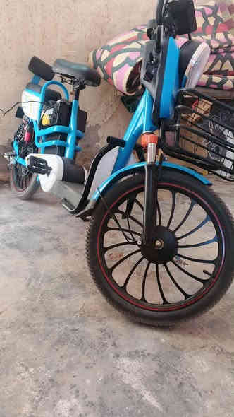 سلام عليكم شباب الكروب بايسكل شحن ماعرف نوعيته جبته وخرب واهسي الشري بي خير ويدلل رقمي ***********
