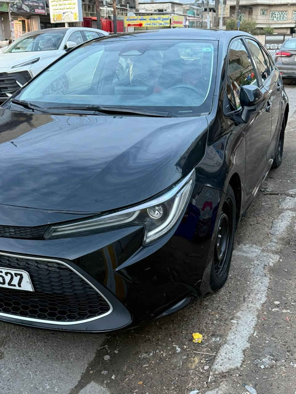 تيوتا كورلا 2023 وارد امريكي بانزين فقط ياباني اصل
حادث امريكا جاملغ وبنيد  راجعات بدون تبديل 
وحادث بلعراق. جاملغ بارد  
ايرباك برده وستيرن بدون دواخل
اللون اسود  مكينه 2000
شاشه كار بلي شاشه اعطال
 حساس هواء التايرات ويل 16 
مدوشمه داخلاحمر واسود جلد 
سايد بريك بصمه اوتو هولد 
لايت زنون لد كامره خلفيه
تحديد مسار توقف ذاتي 
حجر صالنصه  بلادي وباقي المواصفات المعروفه 
السياره اني المستورده وعلى ايدي كلهه بلاديه 
رقم بغداد باسمي
معلومه كلشي جديد مبدل صدر جديد تخم تايرات السياره نصبتها احلا من الصور 
***********
