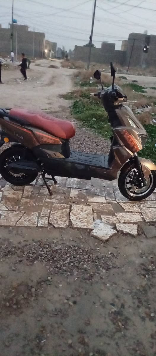 السلام عليكم دراجه شحن للبيع
صارلي 3 اشهر نشتريها 

سرعه 100 

اربع نمر 

دبل اشاره

6 بطاريات 

صندوق كبير 

بركات دسكات 

لايت عالي وناصي

زوج مرايه جانبيه 

زوج تايرات قبل اسبوع مبدل 

السعر 900 وبيها مجال للشراي

مكاني بغداد للاستفسار ادخل خاص او الرقم *********** واتساب فقط
