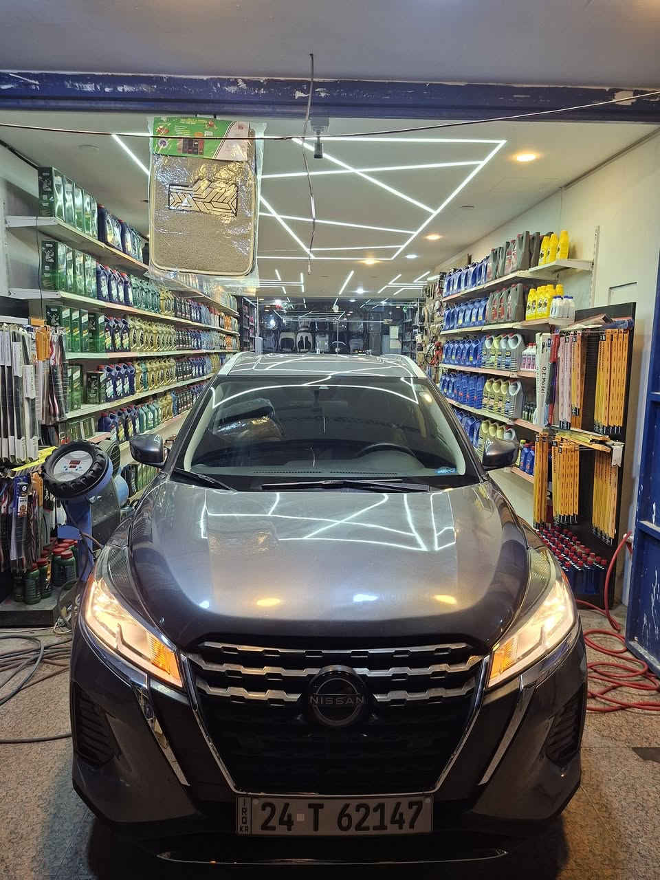 ..نيسان كيكس 2024المسافةالمقطوعة 27000miالضرر جاملغ وحيفةالبوند بدون دواخل بدون ايربكات 
السعر١٥٣وبيها مجال
للاستفسار الاتصال ***********
