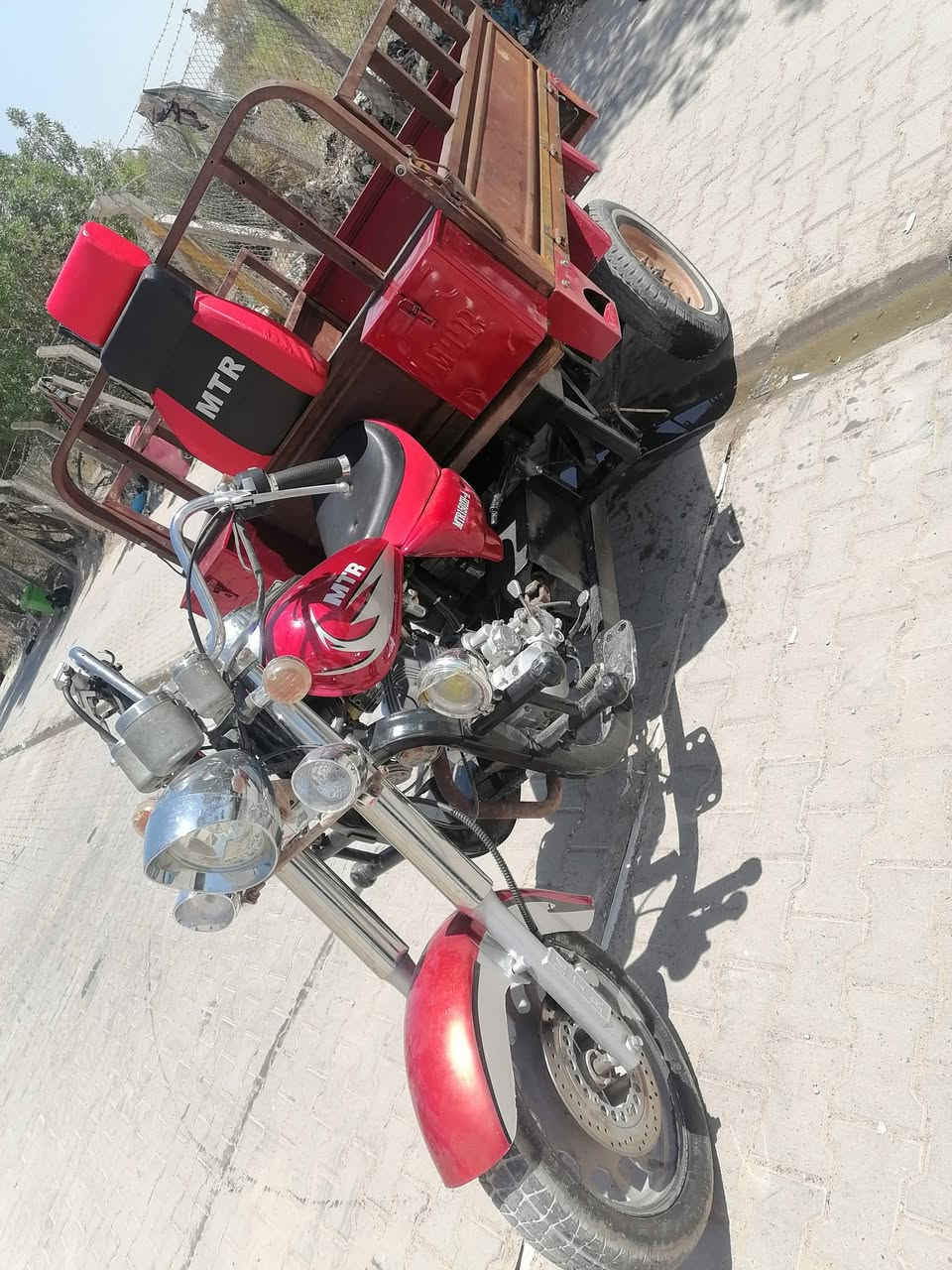 السلام عليكم ستوته MTR للبيع 2007رقم نكليزي مداور ثاني يوم بيه تك لوحه ضايع ومقدم بي بلاغ ومكمله مكينه ممامفتوحه شاصي مكفول تواير ابو لخطه كهربائيات كله شغاله لسعر 1.900مليون وتسع ميه وبي مجال عنوان النجف والتواصل*********** غيرمتواجد عل فيس
