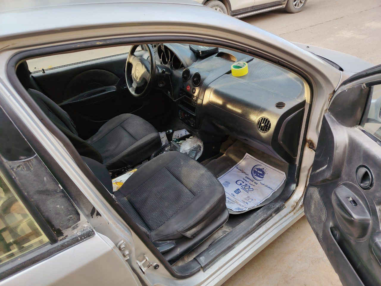 افيو ٢٠٠٦رقم انكليزي بابل سنويه جديده سياره جاهزه كير محرك حداديه تخم تاير تبريد نقص غاز السعر ٤٣وبيها مجال لاتصال ***********
