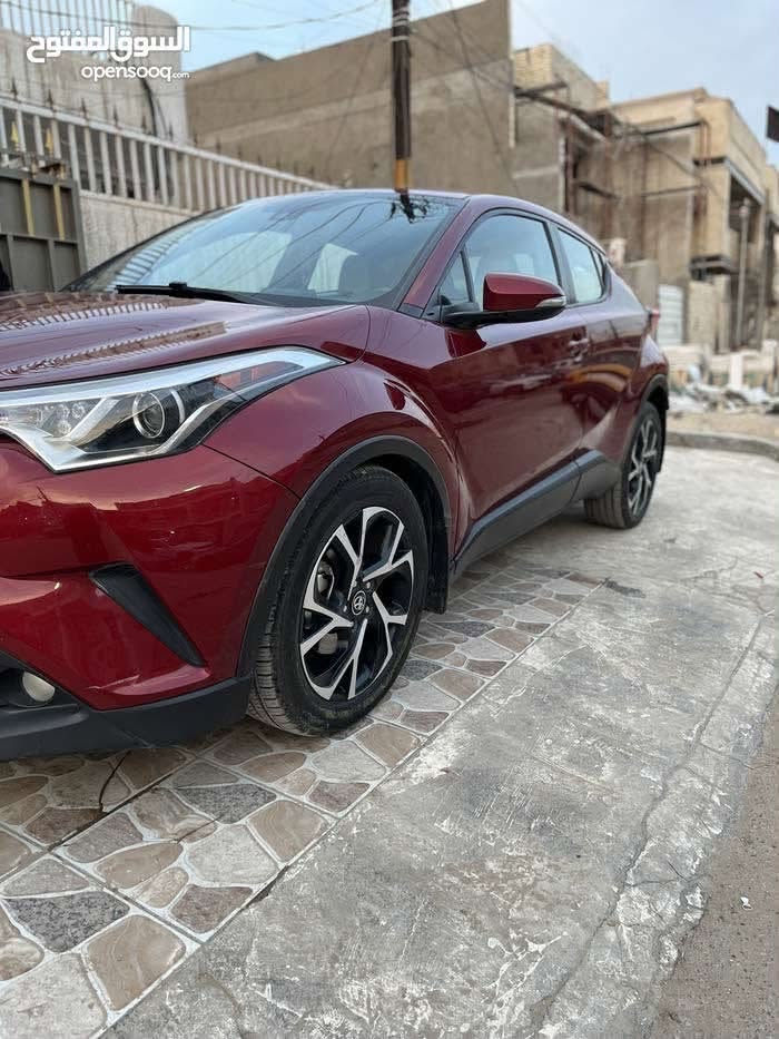‎✨ للبيع  ✨🚗
#CHR 2019

السعر :138$

‎📍 الموقع: بغداد

📞 ***********

‎🌟 مواصفات السيارة:

‎ فول مواصفات عدا الفتحة

‎ تشغيل بصمة 🔘

‎ بصمة أبواب (لمس) ✋

‎ نظام ترحيب عند الاقتراب 👋

‎ مرايا كهرباء شفط 🪞

‎ 4 جامات أوتو 🪟

‎ محرك 2000 بانزين عادي ⛽

‎ ويل كب كروم بلادي✨🛞

‎ تبريد مناخين (دبل زون) ❄️

  رادار جانبي (نقطة عمياء) ⚠️

‎ رادار أمامي 🚘

‎توقف ذاتي 

‎ نظام تحديد المسار 🛣️

‎ نظام ABS مانع انزلاق 🛑

سايد بريك بصمة + أوتو هولد

‎
 ثلاث أنظمة قيادة (Eco / Normal / Sport) 🏁

‎ شاشة CarPlay 📱

‎ كامرة خلفية 📷

‎ تحكم ستيرن كامل جهتين 🎛️

‎ شاشة تحكم كامل بالسيارة و اعداداتها 🖥️

‎لايتات ديناميك ويه الستيرين 

‎مثبت سرعة 🚥🚗

‎تدفئه كشنات

‎✔️ حادثها بسيط جداً قطعه واحدة فقط   جاملغ بصف السايق بدون شواصي ولا لغود وصارت طخه بسيطه هنا بغداد بالباب الامامي بصف السايق

‎✔️ الممشى:61 الف  كيلو فقط

‎✔️ رقم بغداد باسمي
