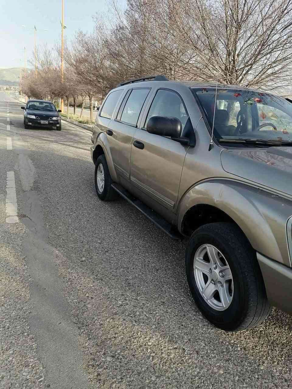 دۆج ٢٠٠٧ ساخ نە موسە نە بڕاوە ٨ بستۆن مەکینەو گێری بە شەرت تۆماتیک فو فول مواسەفات دەبڵ ئەکسل هەمووی گیانی بە شەرت گۆرینەوە بە شاهینە و مەلیکە ***********. ن.رخ٤٠ حلبجة, السليمانية
