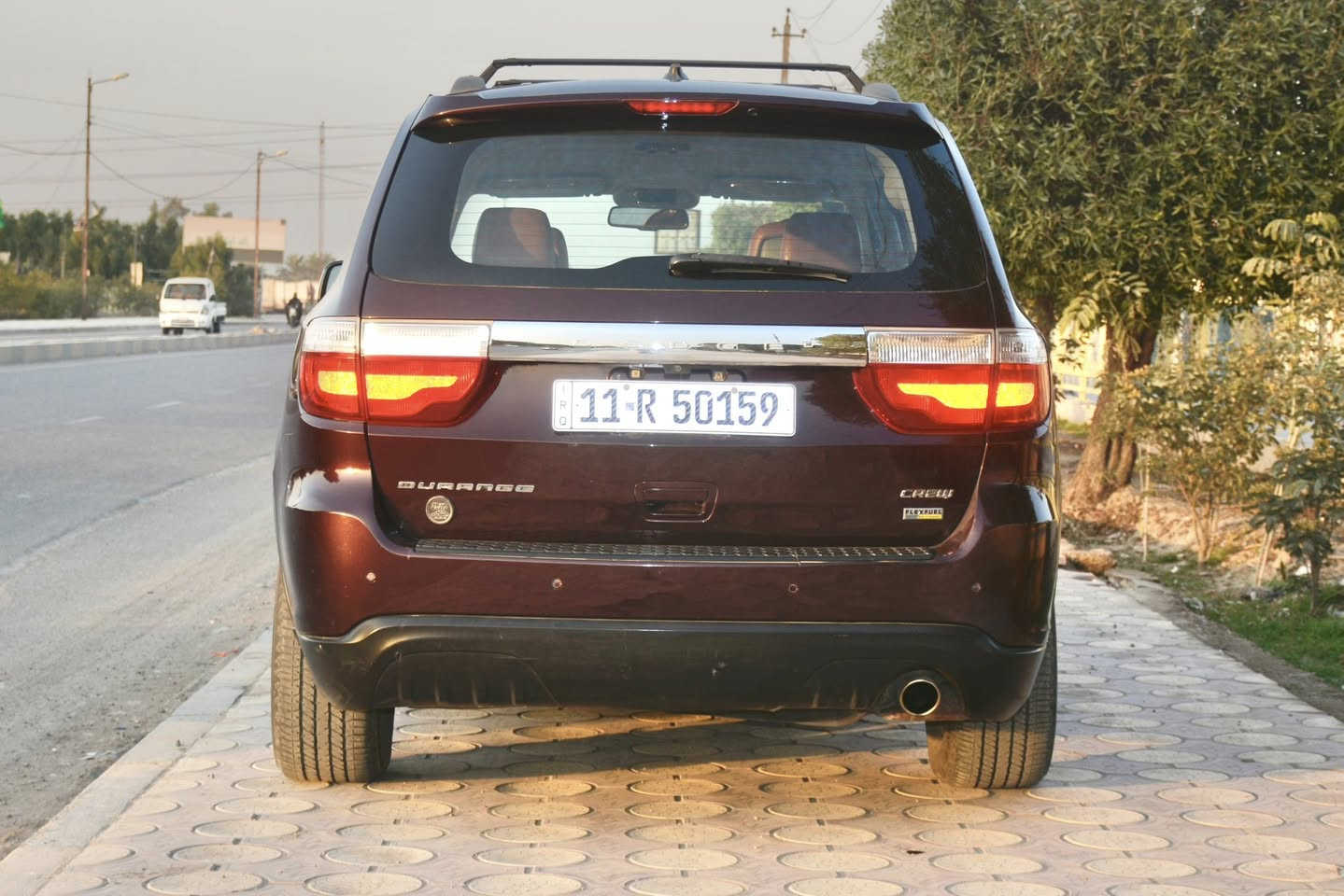 السلام عليكم 
دوج دورنكو موديل 2012 
رقم بغداد وارد امريكي كلين بدون حادث 
ماشية 151 ميل 
فول مواصفات عدا الفتحة
دفع خلفي 
صبغ باب خلفي عكس السائق اثر كفع 
كير ومحرك بلاد ممفتوحات 
السعر 188  ومجاله بسيط جدا 
***********
