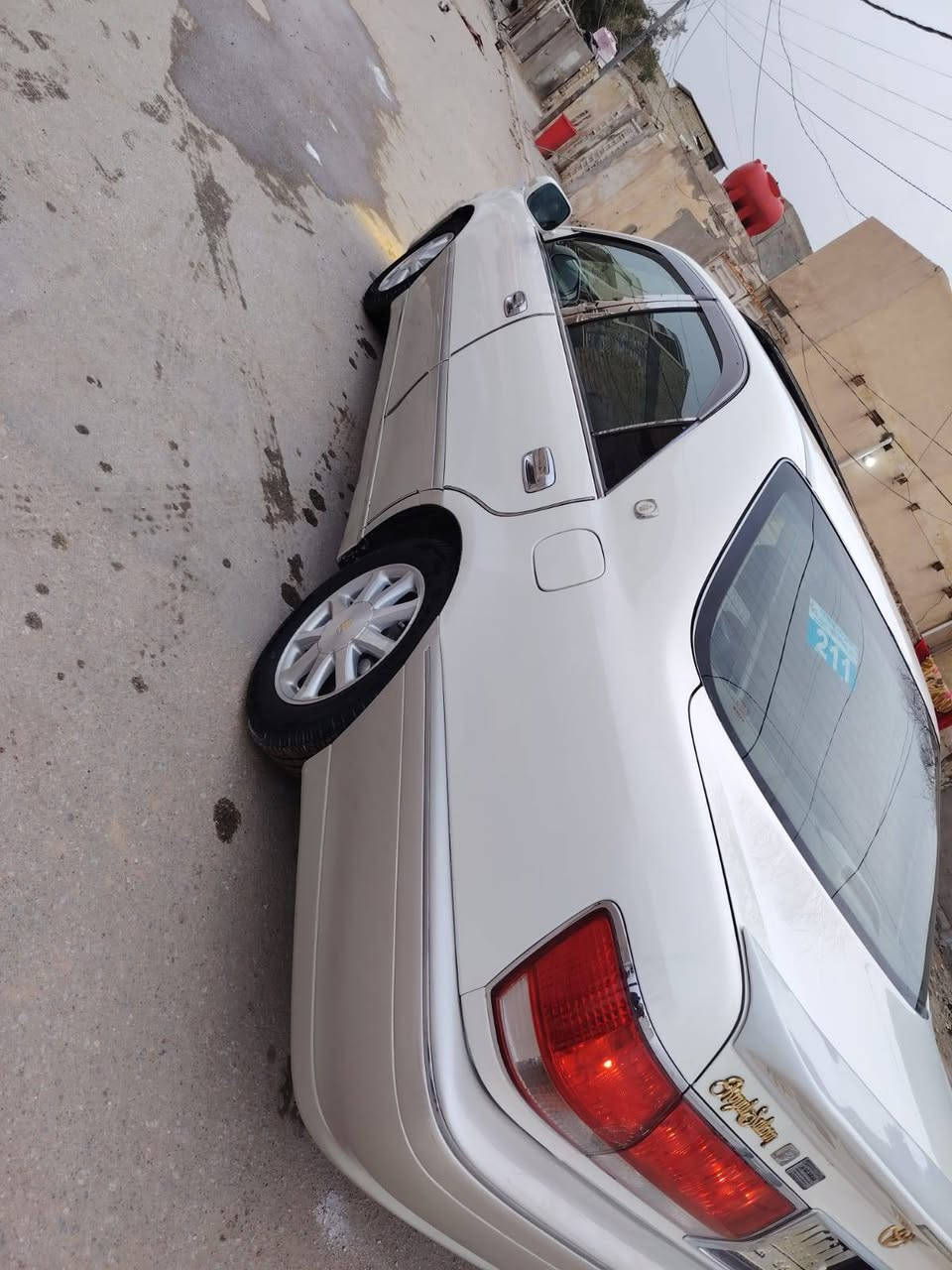 سلام عليكم
ملكه كفاله عامه  مديل 2001 رقم كركوك مدفوع كمرك باقي بس ع رقم سيار فول فتحه تبريد حدايده خير من الله ***********
