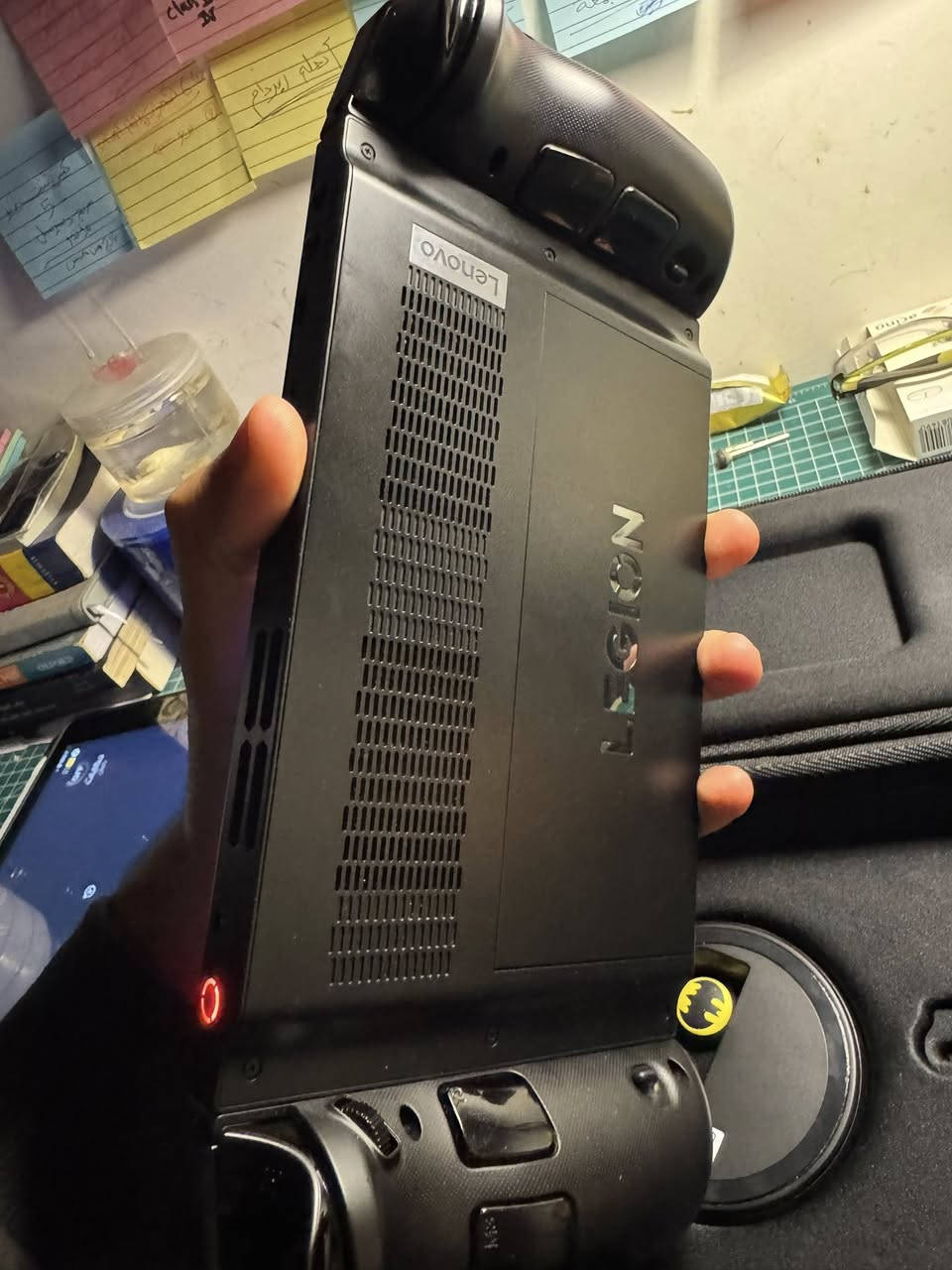السلام عليكم
جهاز lenovo legion go 
512 g
16 رام
معالج z1 extreme 
نظافة 100%
مستعمل اقل الشهرين !
يجي وية الجهاز 
لاسق شاشة اصلي من شركة jsaux 
كفر اصلي لون اسود 
كفرات جويكونز 

السعر 
735
وبي مجال 
او مراوس مع ماك بوك  الاجيال الحديثة m1 فما فوق 
ودفع فرق 

للتواصل خاص 
او واتس ***********
