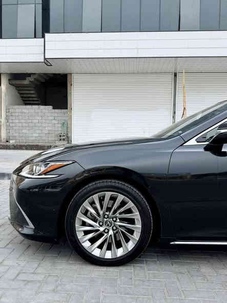 ES 350 - SAS
السلام عليكم 

لكزس es350 مديل 2023 وكالة مواصفات بلاتنيوم 

 ماشي 27,000 km بعدها بالضمان الشركة

مغلفة ppf بالكامل رقم بغداد 

بانوراما

كشنات جلد

تبريد كشنات

صندوق كهرباء شفط

 كشنات وستيرن كهرباء

حساسات امامي خلفي 

كامرةخلفية 

السعر 443$ وبي مجال

***********

مكاني البصرة الطويسة

