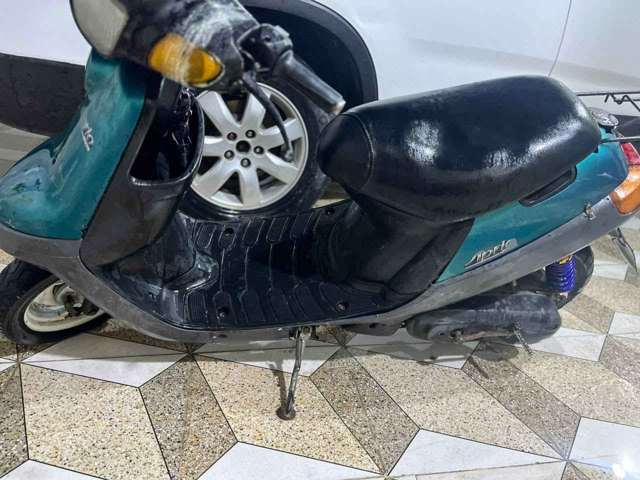 سلام عليكم  دراجه للبيع 
المكان القرنه  رقم ***********
