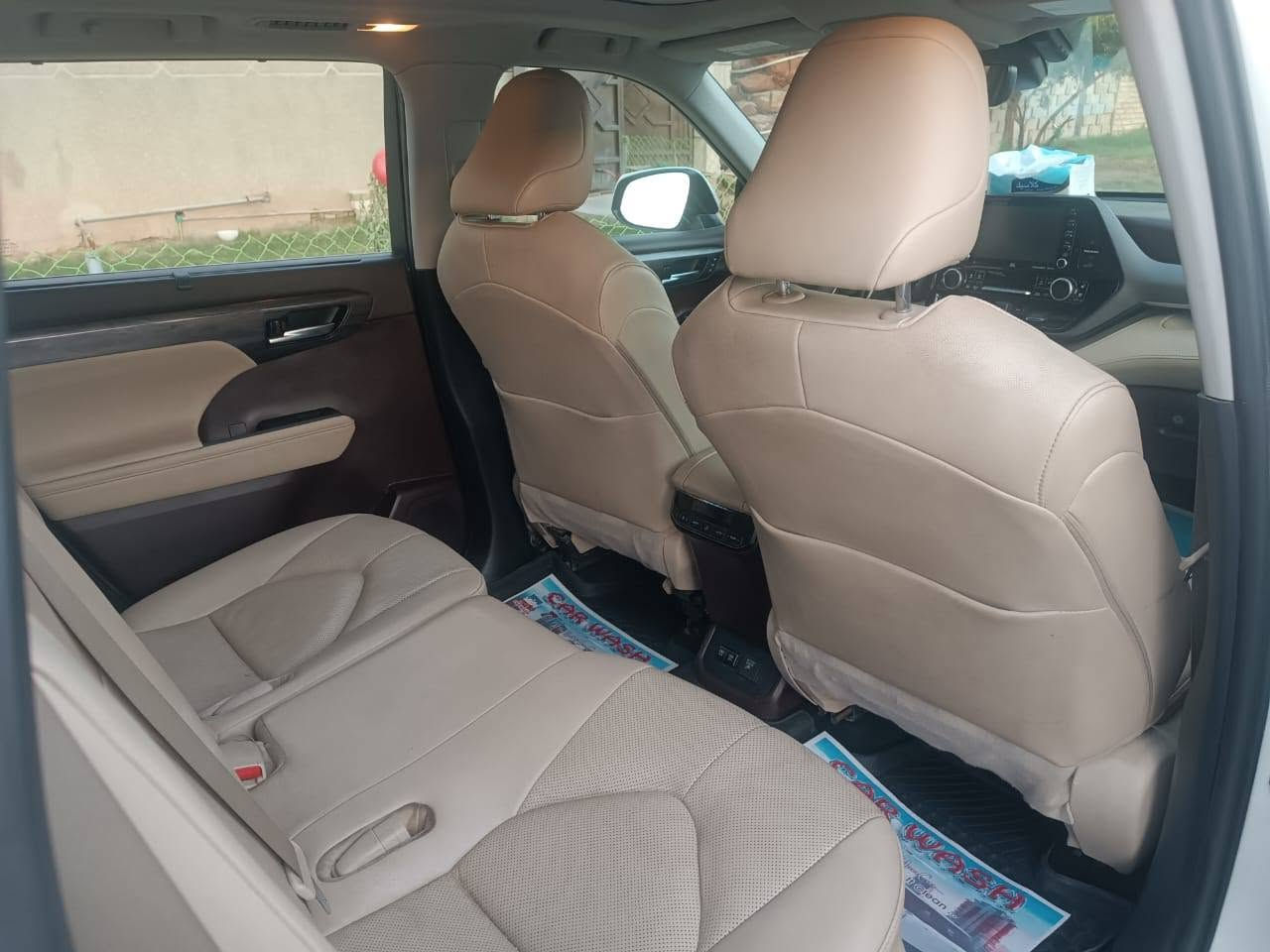 🚘 للبيع | تويوتا هايلندر هايبرد Limited موديل 2020
🚘 للبيع | تويوتا هايلندر هايبرد Limited موديل 2020

✅ المواصفات:

- موديل: 2020
- فئة: Limited
- محرك: 2500 سي سي هايبرد
- عدد الركاب: 7
- رقم بغداد
- المسافة المقطوعة: 100,000 كم

المميزات:
✔️ شاشة كبيرة
✔️ كاميرا
✔️ تشغيل بالبصمة
✔️ بصمة في الأبواب الأربعة
✔️ دخول ذكي (Smart Entry)
✔️ رادار أمامي
✔️ رادار خلفي
✔️ حساسات/رادار جانبي
✔️ نظام النقطة العمياء (Blind Spot Monitor)
✔️ مقاعد جلد
✔️ تدفئة للمقاعد
✔️ مقاعد أمامية كهربائية مع تحكم كامل
✔️ ثلاث مناطق للتحكم بالمكيف (Dual/Triple Zone Climate Control)
✔️ 6 منافذ USB للشحن
✔️ شاحن لاسلكي للهاتف
✔️ باب صندوق خلفي كهربائي
✔️ أوضاع قيادة: Eco – Normal – Sport
✔️ نظام المساعدة على نزول المنحدرات
✔️ فتحات تكييف للمقاعد الخلفية

✅ السيارة نظيفة جداً وبحالة ممتازة وجاهزة للاستخدام.

ملاحظة: حادث بسيط سابق في الدعامة الأمامية فقط.

💰 السعر: 31,000 دولار، قابل للتفاوض بشكل بسيط.

📍 مكان السيارة: بغداد – الغزالية

📞 للاستفسار:
***********
