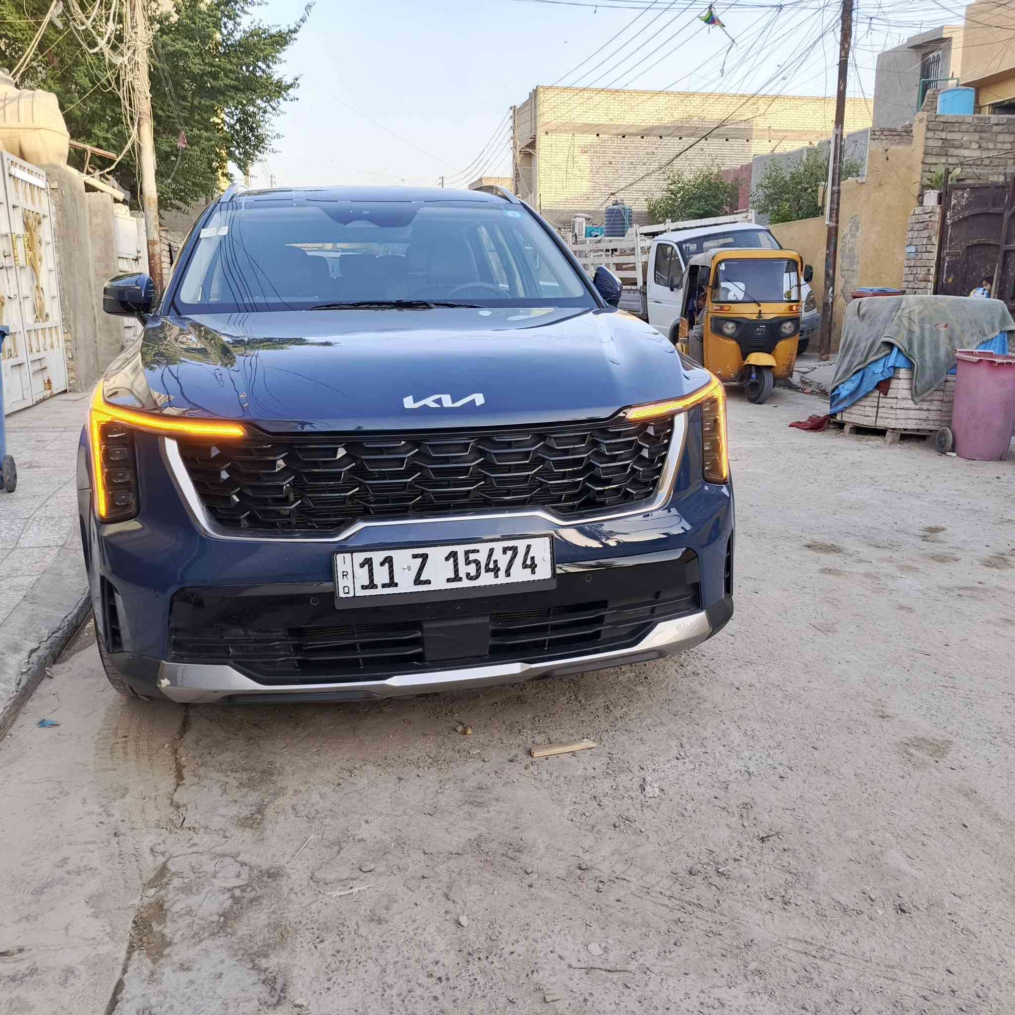 سورنتو ٤ سلندر الاقتصادية موديل 2025لون حبري بغداد
