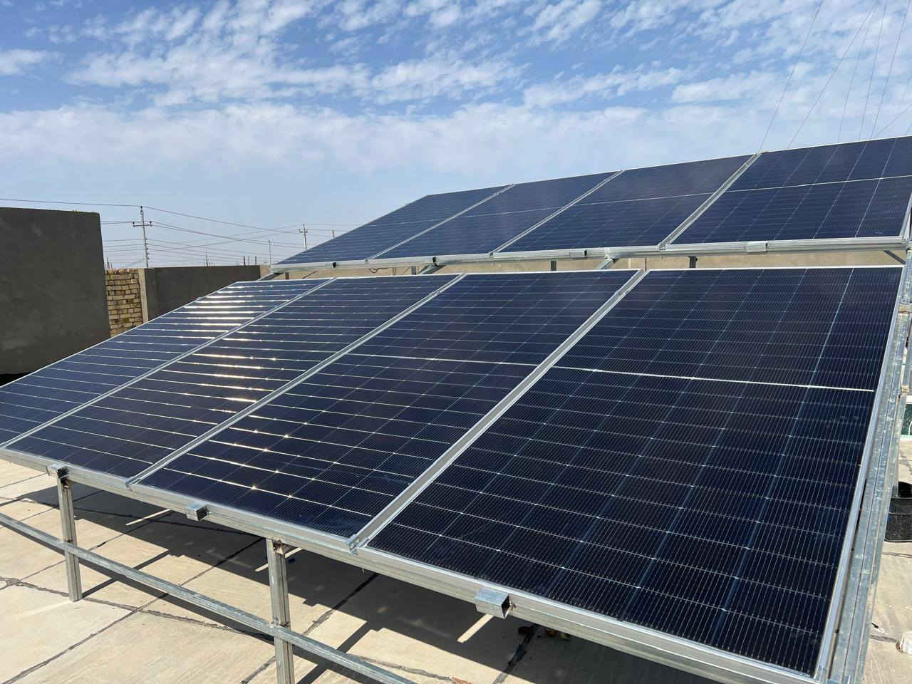 تم إنجاز منظومه طاقه الشمسيه
ذي قار قضاء الفجر بيت( الدكتور احمد محمد حسن)
16امبير نهاري و16ليلي 
مكتب ذوالفقار للطاقه الشمسيه 
ذي قار قضاء الرفاعي شارع السايلو
***********
***********
