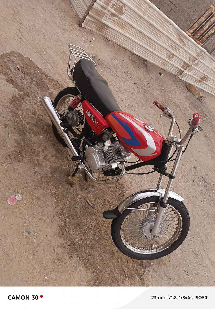 دراجة البيع نامة متياز جديدة مبدل بية بس بستم دوات مكفولة سرقة سعر 450 وبية مجال ***********
