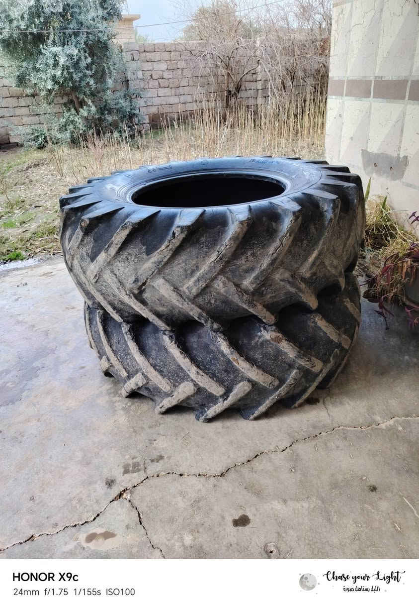 السلام عليكم تايرات للبيع نص عمر انضاف مال تركتر فوركسن ايراني بناجر ما بيهم للاستفسار اتصل *********** المكان ناحية الزاب
