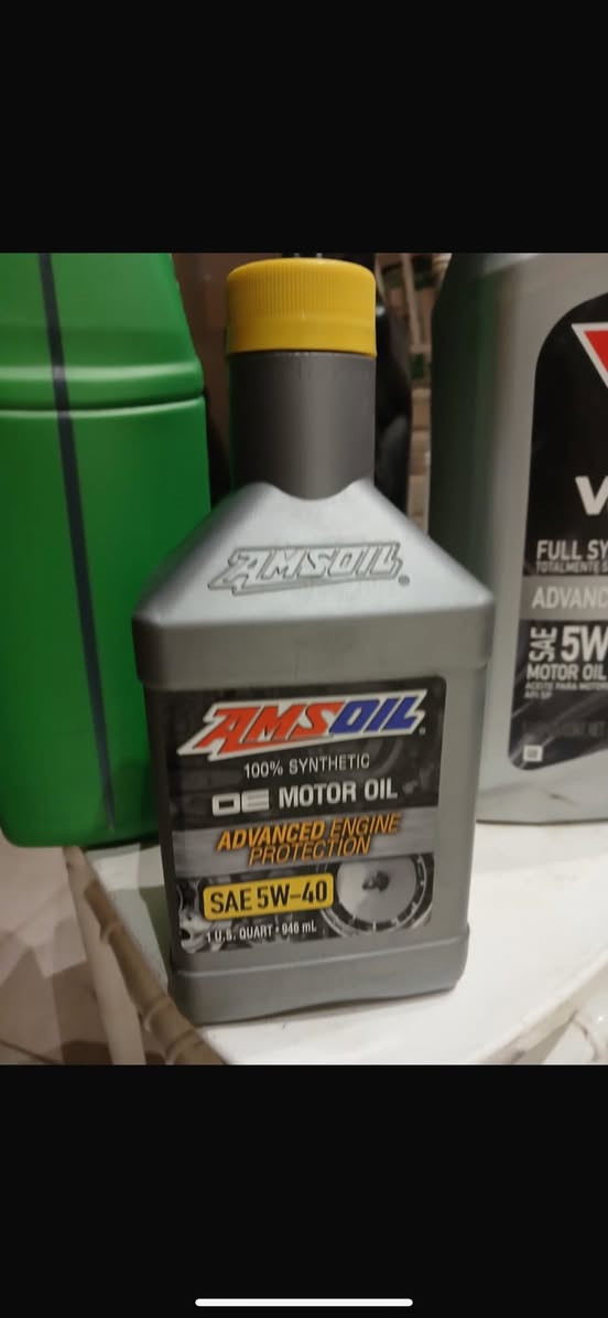 سلام عليكم ❤️‍🔥
___________
 
زيوت سيارات مكونه من 4 انواع 

الاول / الماني الصنع - KOBLEN 
الثاني / امريكي الصنع - Valvoline
الثالث /   امريكي الصنع - MAG 1
الرابع / امريكي الصنع - AMSOIL

ملاحضه مهمه / الزيوت اصليه وممغشوه وكدام عينك /

السعر : يم صاحب هاذه الرقم 
الرقم / ***********
العنوان / اليرموك - الداخليه
