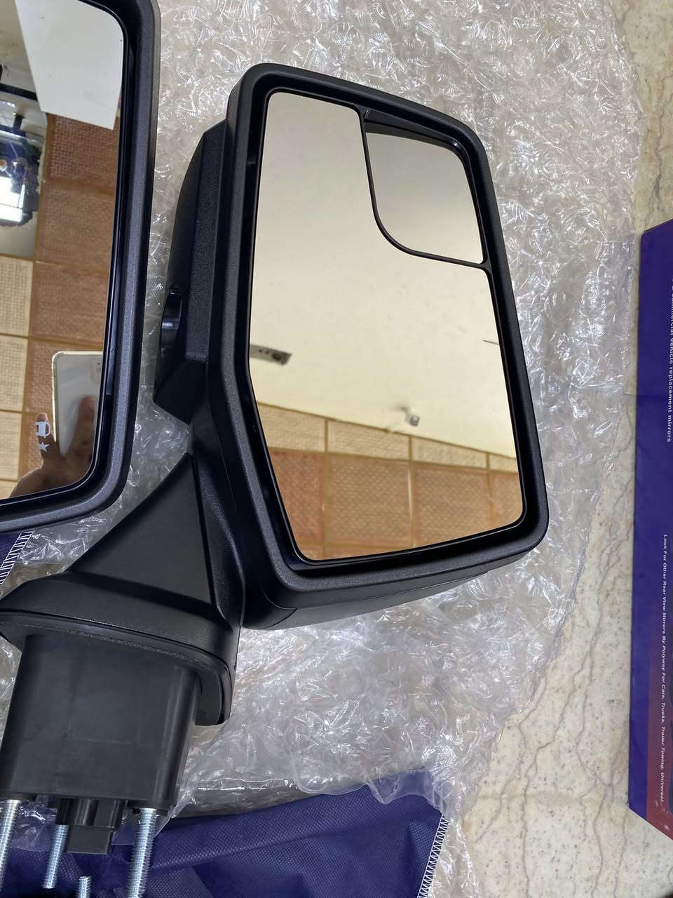 محلات RT
مراية جانبية سلفرادو 2019/2025
تتوفر بجميع الفئات 
عادية / دبل مراية / فول /رادار 
تايوان المنشأ 
***********
توصيل جميع محافظات العراق
