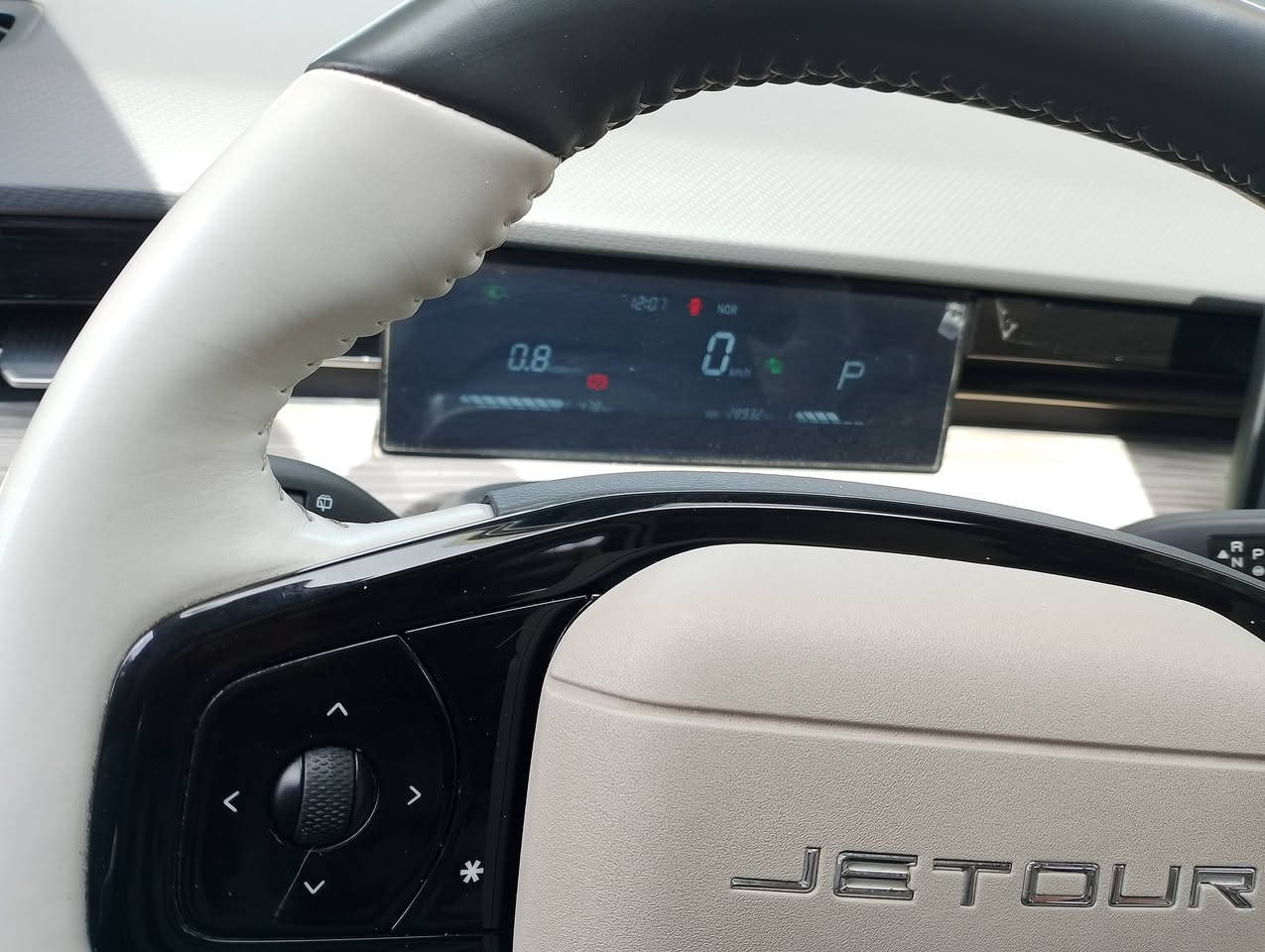 جيتور 23 مكفولة ماشية 28 ألف السعر 175 مع المجال***********
