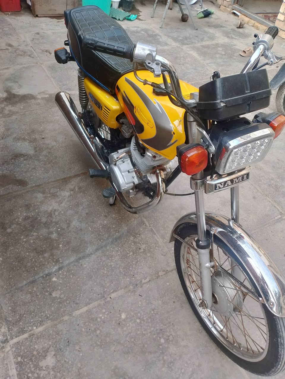 السلام عليكم دراجه ايراني نامه أصل أوراق وكيل سيد خلدون 
دراجه حلوه ونضيفه مكينه  مفتوحه مو تجيني دكلي عبالي ما مفتوحه  السعر 850وبيهة مجال  بسيط رقمي *********** ما متواجد ماسنجر فقط رقم
