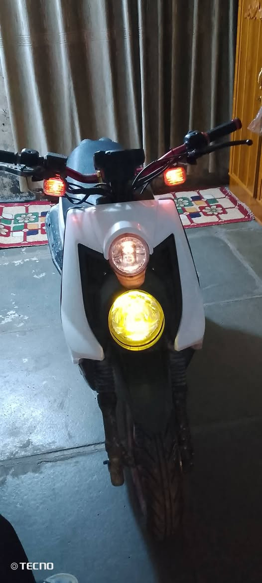 سلام عليكم سكنس جبلي للبيع
دراجة كاملة مكملة شلعة ومعدل يخبلن 
دراجة ناعمة كلهة شغالة اشاير عال ناصي
بك لايت كلهة شغالة 
سعر 950
مكاني بغداد مدينة الصدر 📍 
الشراي يتصل /***********
