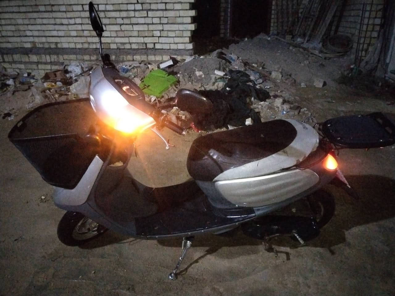 سلام عليكم دراجة منغولي للبيع الدراجة كهربائيات كلة شغال.
سلف
 هندر
قفل سكان
قفل جنطة
لايت
دبل اشارة
 الدراجة نضيفة كلش اي نقص ما بيهة
السعر/ 290
بيهة مجال حك الجيه فقط. 
 مكاني كربلاء الحر
 الهاتف ***********
