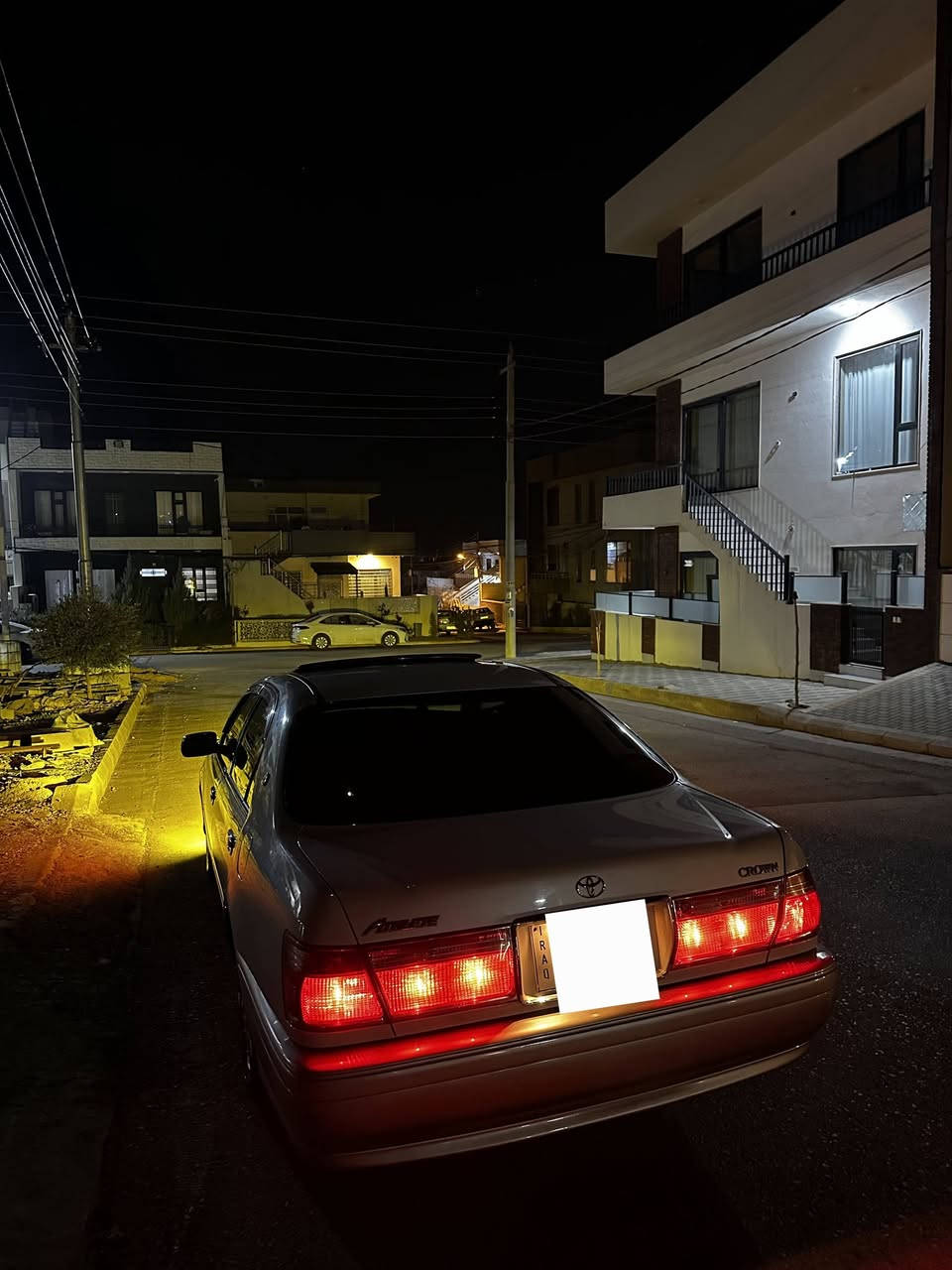 مەلیکە مۆدێل ٢٠٠٠ مەکینە ڤیڤیتی سڵاید ناو زەرد ١ دوگمە (پاوەر و بەفر) بە شەرتی گێڕ و مەکینە و کارەبای
سەیارەکە کۆدی بۆ کراوە لە کاتی ڕەقەم بەستنا هەموو ئیشەکانیو بۆ ئەکەم 
سۆنەرەکەیم داناوە بە شەرتی ئەو سۆنەرە ئەیفرۆشم سعری ٥٣ گەڵا و معامەلەیەکی کەم 
هەموو شتێکم نوسیوە ڕەحمەت لێبێ لە تەلەفونا معامەلە ناکرێ وەرە سەیری کە ئەوخەمە سەر سەرم

سەیارەکە لە سلێمانیە
***********
