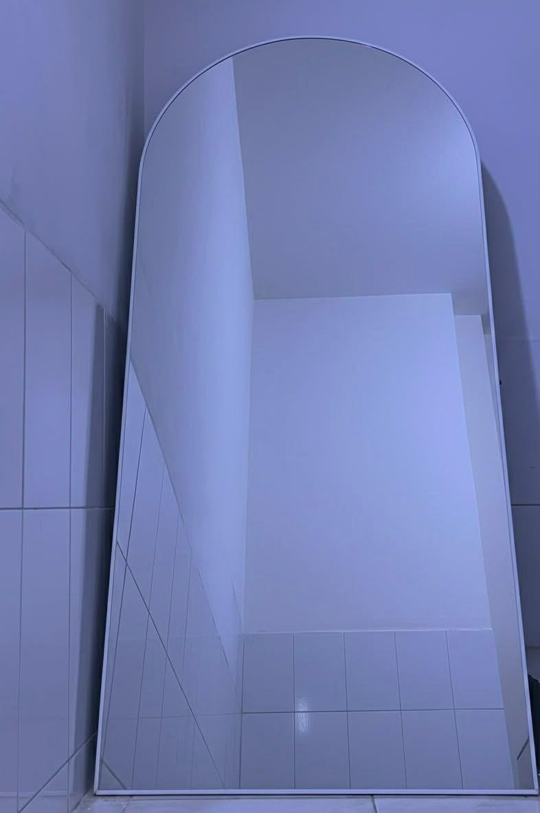 گوڵەکان ئەم پارچانەم هەیە بۆ فرۆشتن هەموویان کەم بەکارهاتوون

کورسیەکە بە ٤٠

ئاوێنە گەورەکەبە ٤٠ قیاسی ۱۹٠ بە ۸٠ یە

مێزتەوالێتەکە بە ئاوێنەکەوە  بە ۱۲٠  قیاسی ۱۲٠  بە ٥٠ یە

چەکمەجەکەش بە ٤٠ قیاسی ٤٠ بە ٥٠ یە

لە سلێمانی هەرکامیانت ان ویست کۆمێنت بکەن  مەسجتان بۆ ئەکەم السليمانية, العراق


**إذا كنت صاحب هذا الإعلان وتريد حذفه لأي سبب، رجاءا أرسل رسالة إلى الدعم الفني**