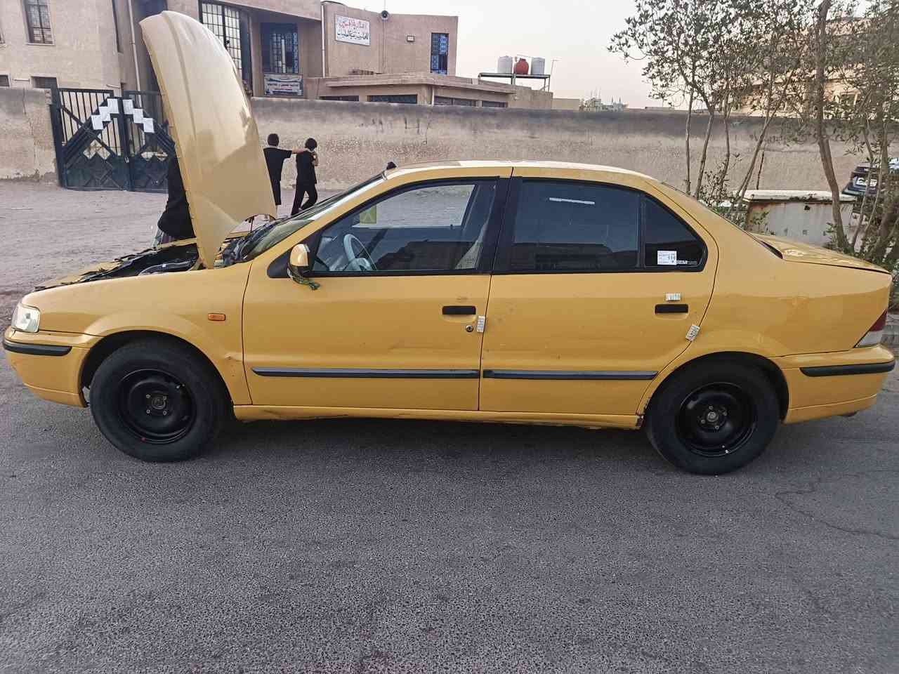 السلام عليكم 
سمند موديل 11 باسمي سنوية ل29 سياره نظيفة وحلوه تبريد شغال للاتصل ***********
