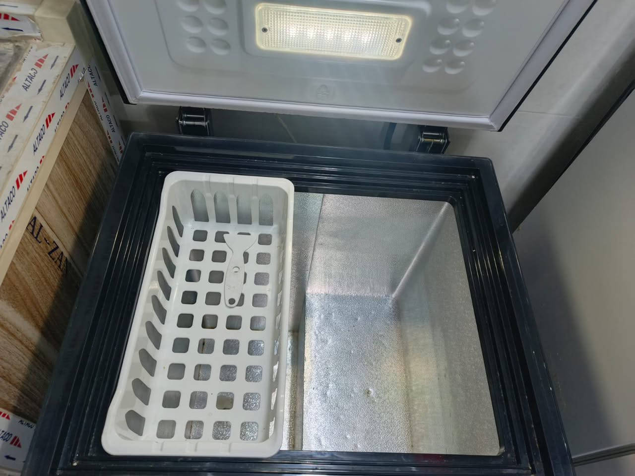 السلام عليكم اغراض بيت للبيع نظافه فول مابيهن اي أضرار جدد ميز طعام 100بي مجال طباخ 125وبي مجال مجمده 125وبي مجال تخم 7مقعد 300وبي مجال لغراض كلهن نظاف وبيهن مجال بسيط واكو توصيل ***********
