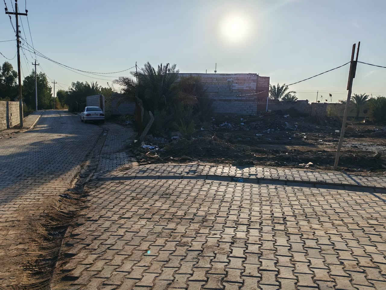 السلام عليكم قطعة ارض سند ٢٥
تحويل مباشر حي لامين نزلت ساده فؤادين  خدمات كامله ماء كهرباء تبليط مجاري  المساحه 375 ركن على شارعين مخدومات السعر 31 لاستفسار اكثر ***********
