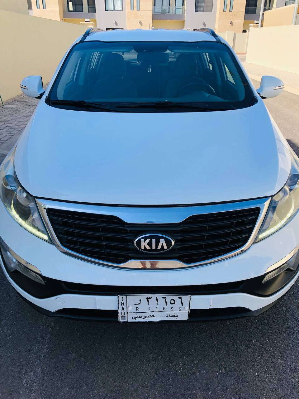 السلام عليكم اخوان سيارتنا كيا سبورتاج ٢٠١٣ على ايدي من الزيرو بدون حوادث بدون صبغ السيارة جدا نظيفه كفاله عامه محرك دوش جداً نظيفه بمعنى الكلمه السعر 15800 دولار وبيها مجال بسيط
***********
