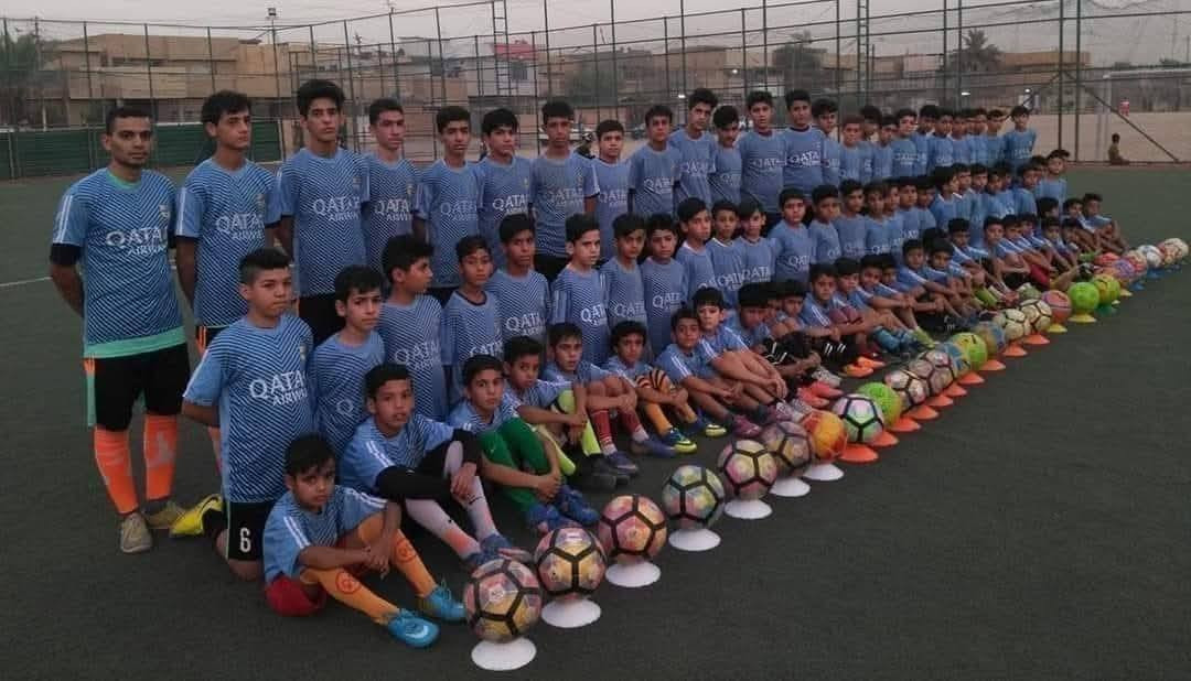 شكرا" خاص لجميع الصفحات والگروبات والبيجات لتعاونهم معنا لخدمة الرياضة والرياضيين وابناء منطقة الأمين والمناطق المحيطة بها وجميع مناطق بغداد.
مع بداية انتهاء طلابنا لاعبينا من الامتحانات لنصف السنة تقرر عمل البرنامج لعطلة نصف السنة الدراسية لاكاديمية العراق الكروية النموذجية الرسمية التابعة لنادي الأمين الرياضي. ولكثرة السؤال والاستفسار من قبل الأهالي و اولياء الأمور عن تفاصيل التسجيل والاختبارات والتدريب في الاكاديمية الأولى لرعاية وتطوير الأطفال والناشئين والشباب وصقل المواهب الكروية وزجهم وتسويقهم إلى الاندية والمنتخبات. ملاحظة كل التفاصيل اسفل المنشور.
////////////////////////////
(أيام التسجيل والتدريب)
اول يوم تواجد وتسجيل  والاختبار اليوم السبت الساعة الرابعة من بعدها نستمر بالتواجد كل يوم من الاسبوع بالاستمرار كل يوم من الاسبوع.
///////////////////////////
(اوقات التسجيل والاختبارات والتدريب)
الساعة الرابعة ( 4 عصرا") كل يوم نفس الوقت ثابت من كل يوم بالاسبوع.
/////////////////////////////
(الفئات العمرية المطلوبة)
شباب ناشئين اشبال براعم أطفال 
من عمر خمس سنوات إلى 20 سنة
كل فئة تدريبهم وتسجيلهم حسب العمر المخصصة وبنيتهم الجسمانية.
///////////////////////////
(عنوان ومقر أكاديمية العراق الكروية)
بغداد. بغداد الجديدة منطق الأمين شارع نواب ضباط الخدمي مجمع الملاعب ملعب تارتان ابو سيف قرب الشارع العام لخدمي النواب ضباط.
////////////////////////////
( عمل وهدف ومهام الاكاديمية)
اكاديمية رياضية كروية تربوية اخلاقية ثقافية ترفيهية تعليمية تعمل على تعليم وتطور ابنائنا وتاهيلهم وصقل مواهبهم الكروية وتشجيعهم على ممارسة الرياضة وترك الامور السلبية والابتعاد عنها من خلال الاستفادة من طاقاتهم من خلال ممارسة الرياضة وكرة القدم وعمل منهاج سنوي تدريبي متكامل ومتطور يجعلهم في الصفوف واللاعبين المتقدمين من خلال الالتزام بالحضور والتعليمات والتدريبات اليومية والمنهاج المختص لهم من قبل اهل اختصاص في علم التدريب الرياضي والاكاديمية ومدريبيها اختصاص كلية التربية البدنية وعلوم الرياضة.
///////////////////////////
(ملاحظة مهمة)
لايوجد أي فرع ثاني يمثل نادي الأمين الرياضي او أكاديمية العراق الكروية النموذجية الرسمية في بغداد او جميع المحافظات فقط في الزمان والمكان المذكور وتحت تواجد واشراف الكابتن الاستاذ غانم هادي ولا تمثلنا اي صفحة او گروب او بيج في صفحات التواصل الاجتماعي فقط هذه الصفحات نادي الأمين الرياضي
  اكاديمية الليث البيض 
نادي الامين الثانية >>أكاديمية العراق الكروية الرسميةباشراف كابتن غانم هادي 
كلنا مهتمين لتطوير الامين 
لمعرفة التفاصيل والاستفسار الاتصال على الأرقام التالية 
***********
***********
الادارة والاشراف العام الدكتور غانم هادي دكتورة علم التدريب الرياضي كلية التربية البدنية وعلوم الرياضة.
