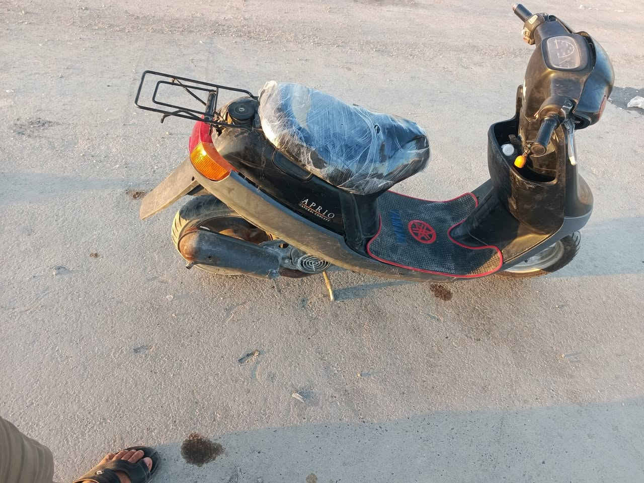 إسلام عليكم ورحمه الله وبركاته اخوان دراجه بطه  ما مفتوحه 99دراجه  محرك وشاصي بل الكارتون دراجه  لاصوت كير ولا روله نهائي دراجه حلوه  كربلاء ملحق الفارس قرب محطه الفارس الرقم سعر 250 الرقم ‏ ***********
