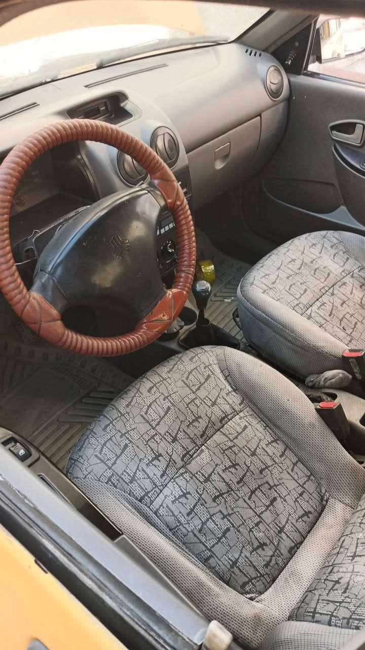 سلام عليكم سايبه موديل 12 السياره لاصبغ ولا تبديل الشواصي مكفولات تخم تايل صدرجديد امامي خلفي كير محرك خسر من الله السعر 29 وبيها مجال حك الجيه بغداد الدولعي ***********
