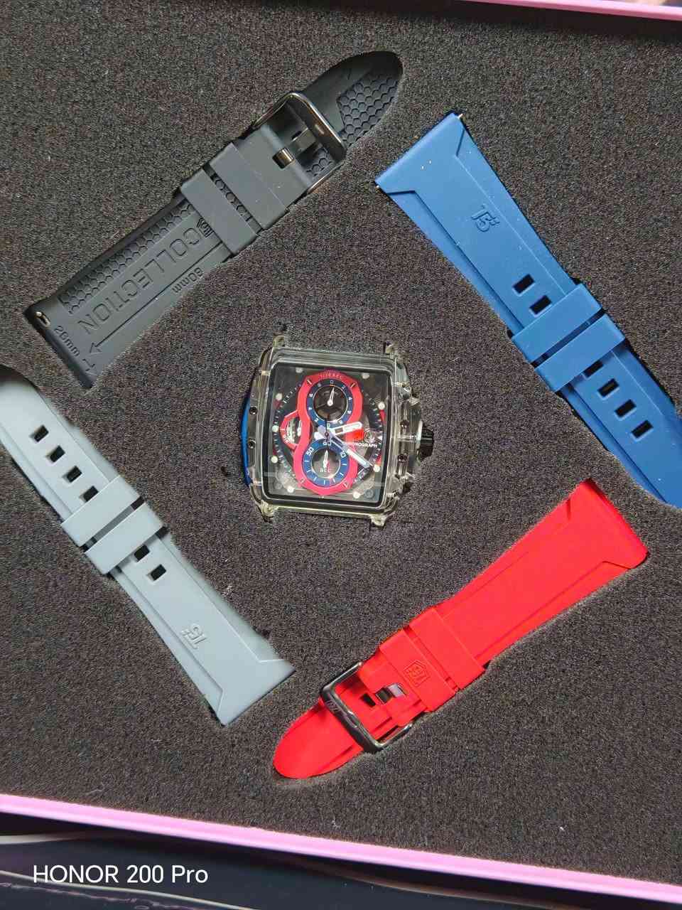 مزااااااد مزااااااد 
لدينا لكم اليوم مزاد جديد لساعه جميله وانيقه الساعه T5 اصلي رياضي بحت كاملة المرفقات مع الظمان سنه كامله 

المزاد ببدأ الان وينتهي ساعه 12 ليلا 

فتحة باب الساعه 30دولار واقل رفعه 5دولار 

الساعه بطاريه
 جديده غير مستخدمه 
ستووب ووج
أرقام لامينوس 
عقارب لامينوس 
منفذ شهري
قطر 42في 43
بدن ستانلس ستيل
مضاده للماء 30متر
اربع سيور ربر طبي
سير ازرق ربر
سير رصاصي ربر
سير احمر ربر
سير اسمنتي ربر
تاتي بعلبتها وظمان سنه كامله 
يوجد توصيل لجميع محافظات العراق


**إذا كنت صاحب هذا الإعلان وتريد حذفه لأي سبب، رجاءا أرسل رسالة إلى الدعم الفني**