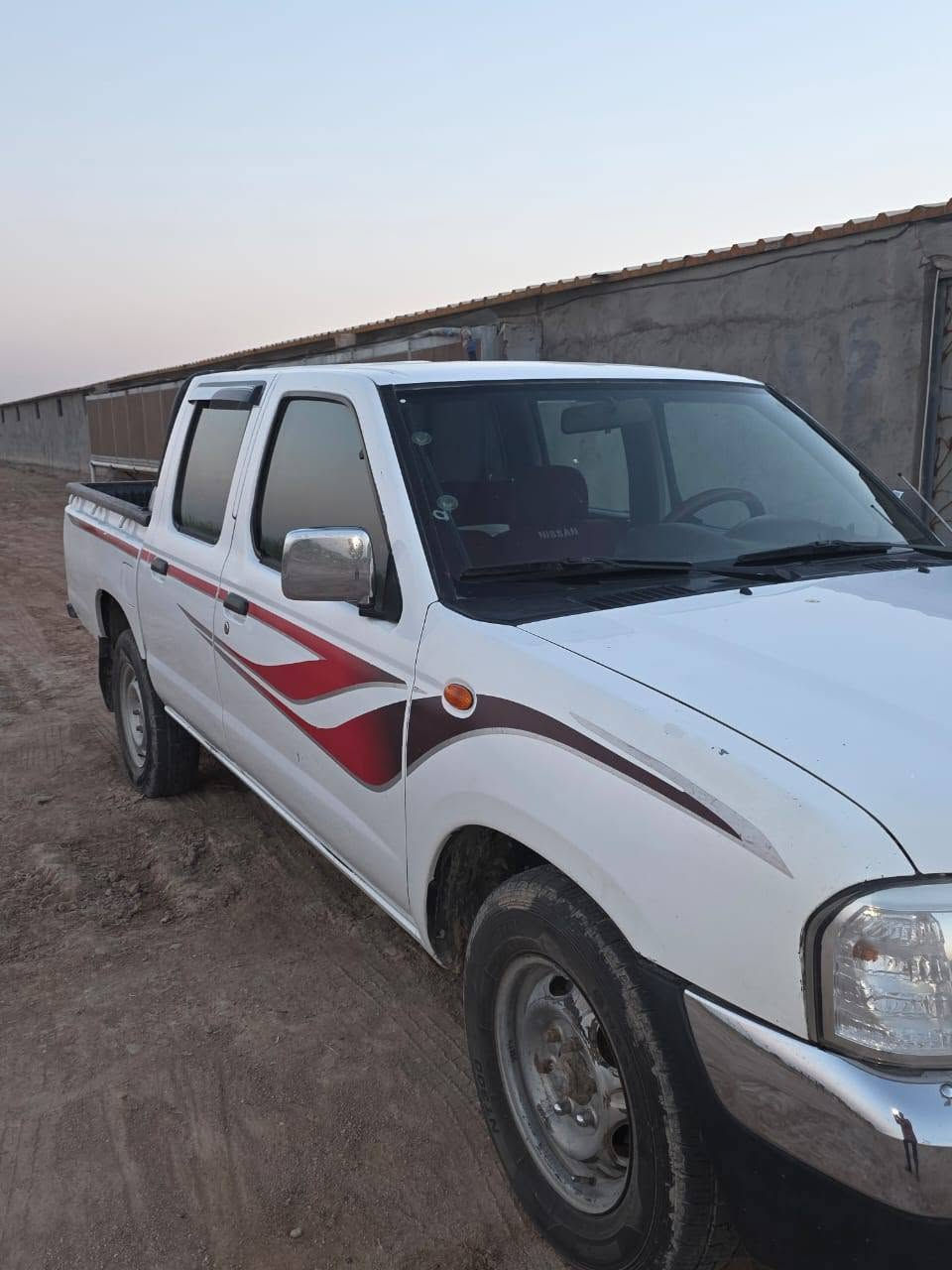 سياره بيكب نيسان ٢٠٠٧ رقم سليمانيه انكليزي بسمي سياره جاهزه من كلشي رقم الهاتف ***********
