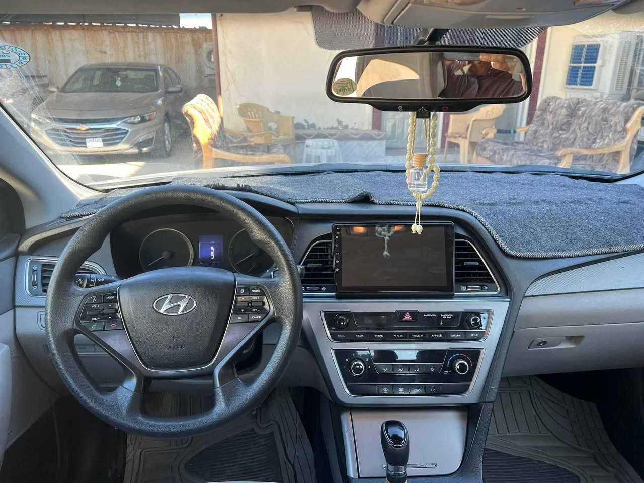 سوناتا
موديل 2016
وارد امريكي 
صبغ باب وجاملغ 
رقم اربيل تحويل مباشر 
السعر 120$
للاتصال 
***********
مكان السياره حديثه
