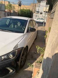 النترة للبيع موديل 2017بيها طخاط بسيطة و مصلحة و ممصبوغة سيارة مابيها ...