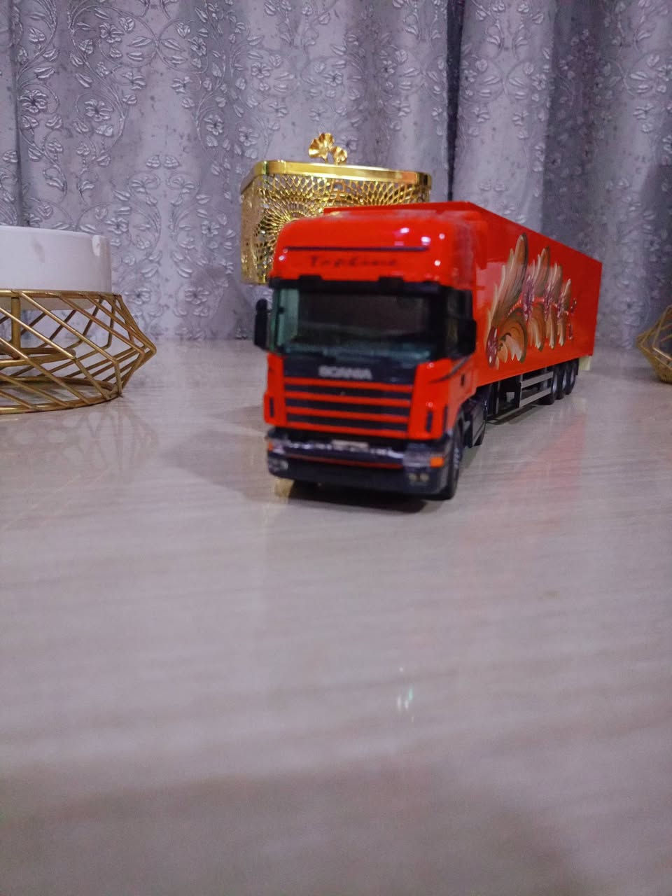 سكانيا حجم 1/50 تكنو قطعه جديد
رقم القطعة 53 من أصل 500 قطعه متوفر للبيع


**إذا كنت صاحب هذا الإعلان وتريد حذفه لأي سبب، رجاءا أرسل رسالة إلى الدعم الفني**