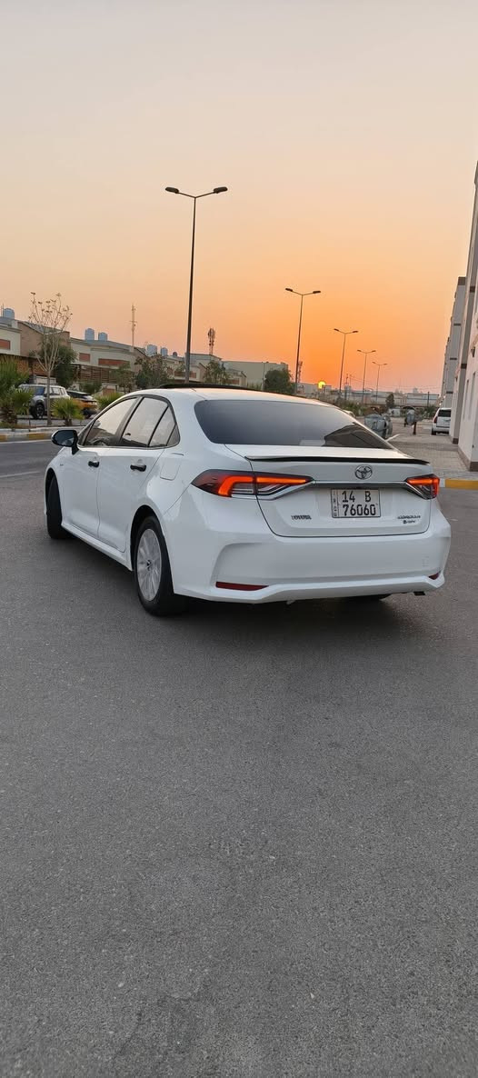 كورلا 2025  HEV  علامه سوده شكل خليجي
المواصفات 
مكينه 1800 هايبرد شحن ذاتي 
سلايت 
كراسي جلد اصلي 
رادار + تحديد مسار طريق + قيادة ذاتيه 
قرائة علامات الطريق المرورية
بصمة تشغيل + دخول ذكي  يدة الباب
هاندر بريك بصمة + اوتو هولد 
 بطاين بوب حياكه  مطرز 
كيجات ديجتل 
شاشه مسجل +تبريد بيانو + كامره خلفيه دوارة + كار بلي 
تبريد قطعتين 
لايت زينون عالي ناصي + بروجكتر لد زينون 
 حساس اطار + حساس مطر + حساس لايت داينمك  
ايفو مود + مود درايف + مانع انزلاق 
 تحكم  الستيرن كامل مع كروس سرعه
ايرباك عدد 10
ويل كب  حجم 16
ماشيه 17الف مكفوله كفاله عامه تحويل ثاني يوم

رقم الهاتف ***********واتساب ونتصال
