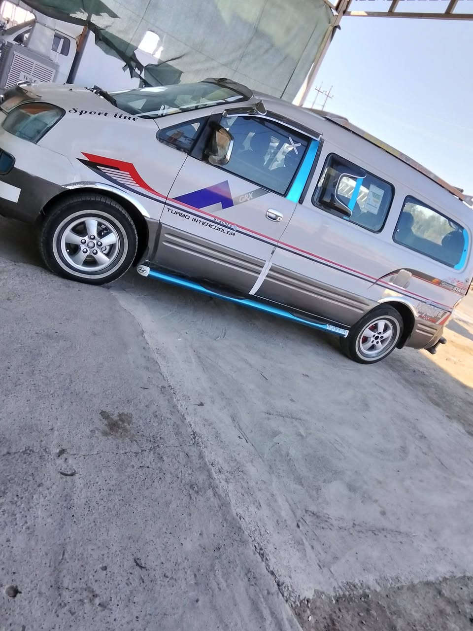 السلام عليكم ستاركس 2007 اصل مكينه بعده عسحك تخم تاير كهربائية حداديه داخل دروعه  سيبايه سياره جديده المكان ديالى الخالص شراي اتصل *********** السعر 82
